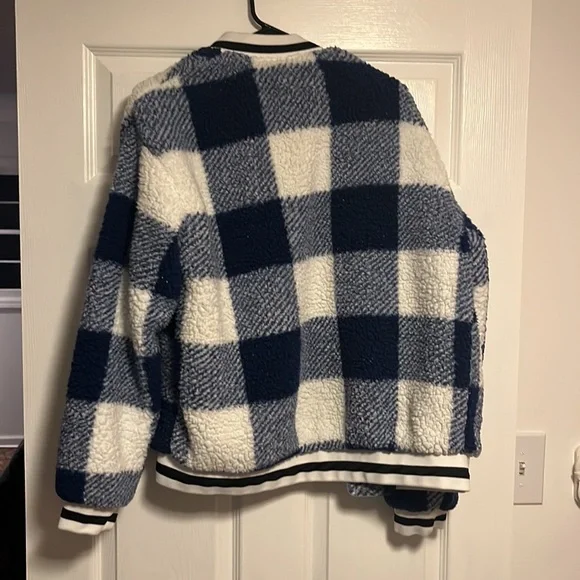 Shein Jacket - Brand New - Never Worn. - Picture 2 of 2